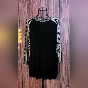 Auditions 3/4 Sleeve Top